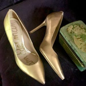 SAM EDELMAN GOLD HEELS 7.5 METALLIC PUMPS